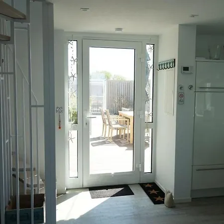 Dom wakacyjny Strandhus 17 Modern Retreat